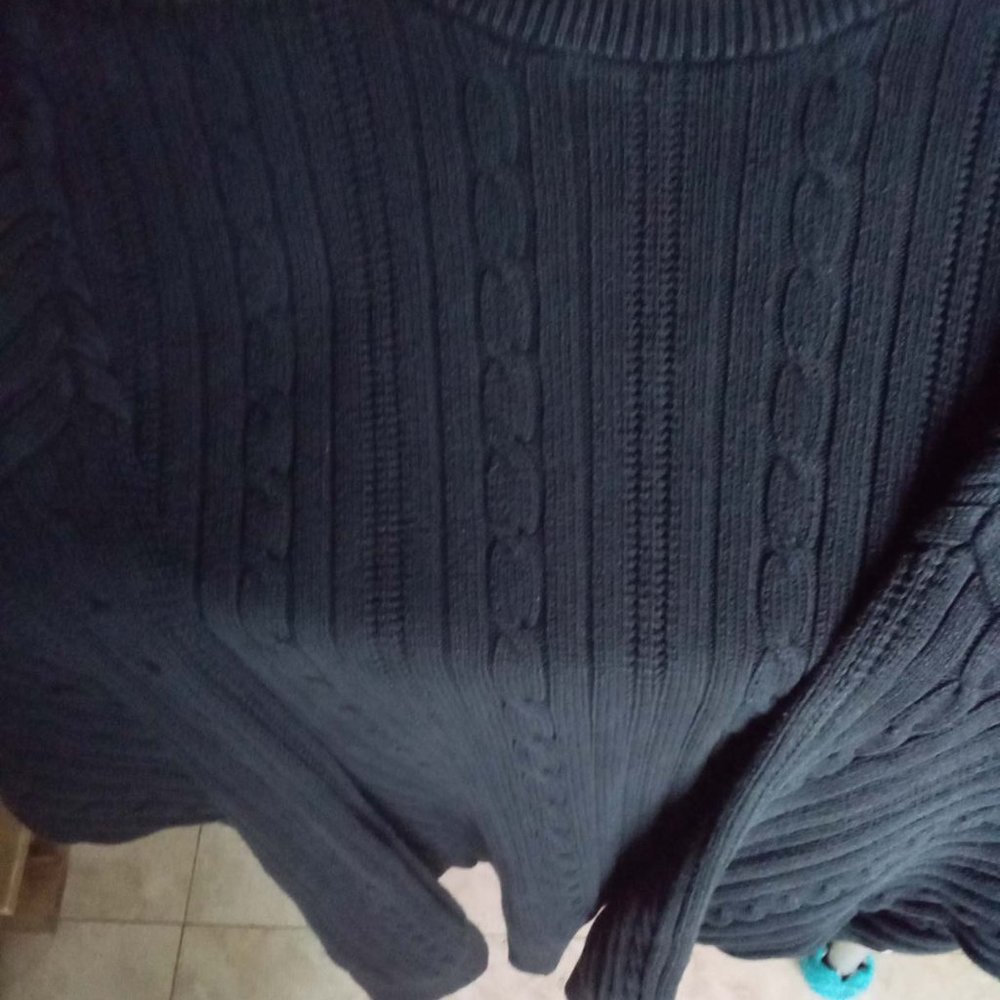 Black 5X Cable Knit Sweater